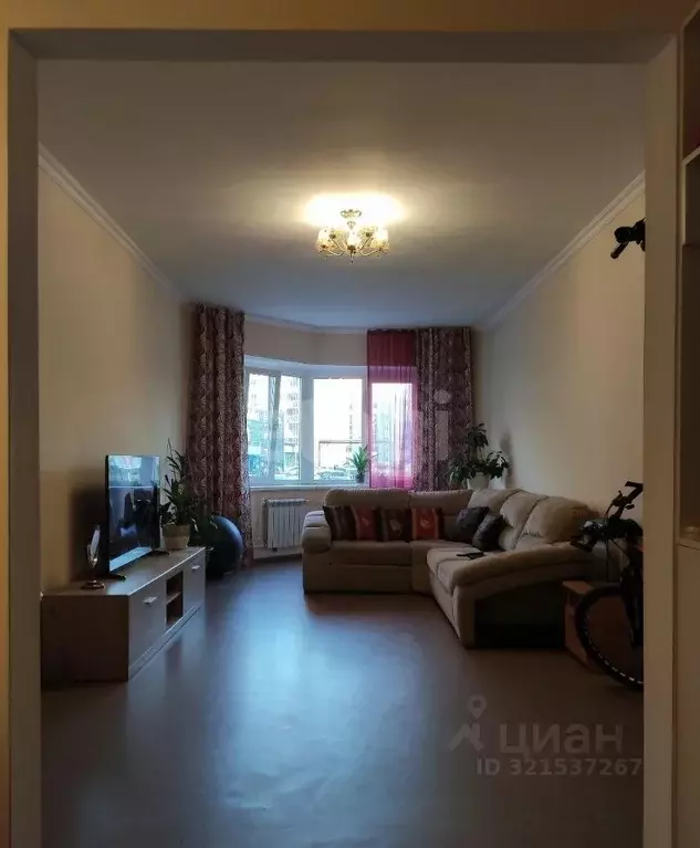 3-к кв. Саха (Якутия), Якутск 203-й мкр, 6 (92.2 м) - Фото 1