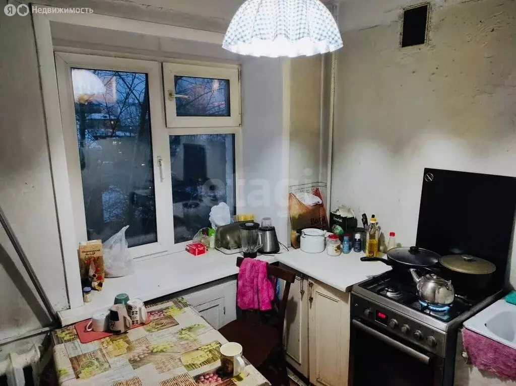 3-комнатная квартира: Чита, улица Курнатовского, 35 (50.4 м) - Фото 1