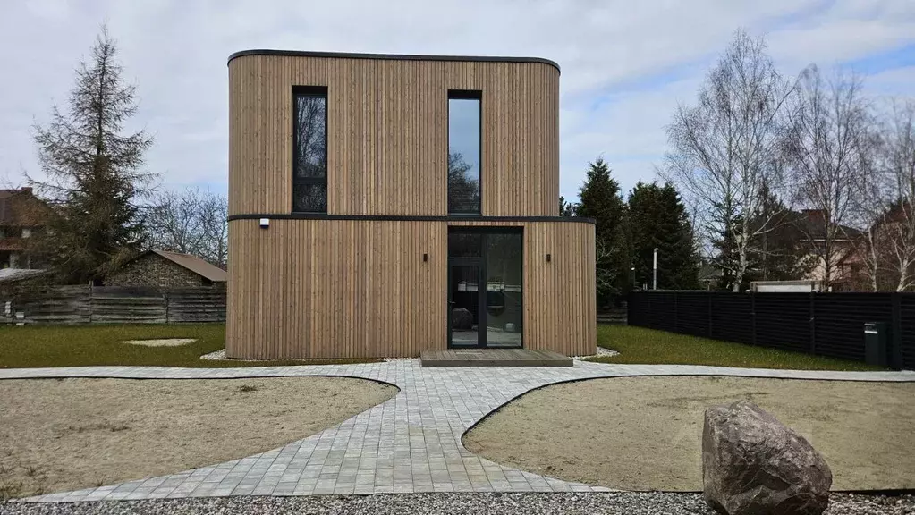 Дом в Калининградская область, пос. Приморье ул. Березовая (100 м) - Фото 1