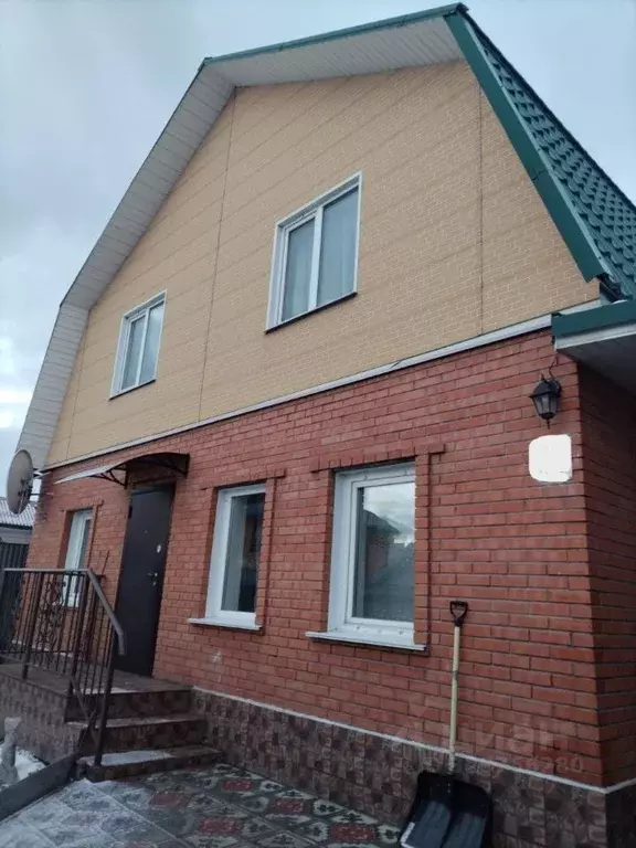 Дом в Омская область, Омск Карельская ул. (155 м) - Фото 0