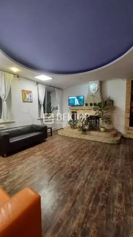 Дом 250 м на участке 6 сот. - Фото 0