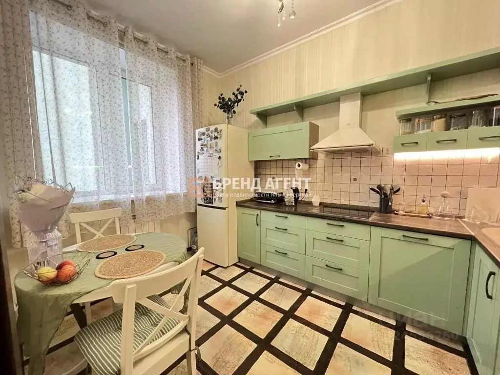 3-к кв. Белгородская область, Белгород ул. Костюкова, 36а (70.8 м) - Фото 1