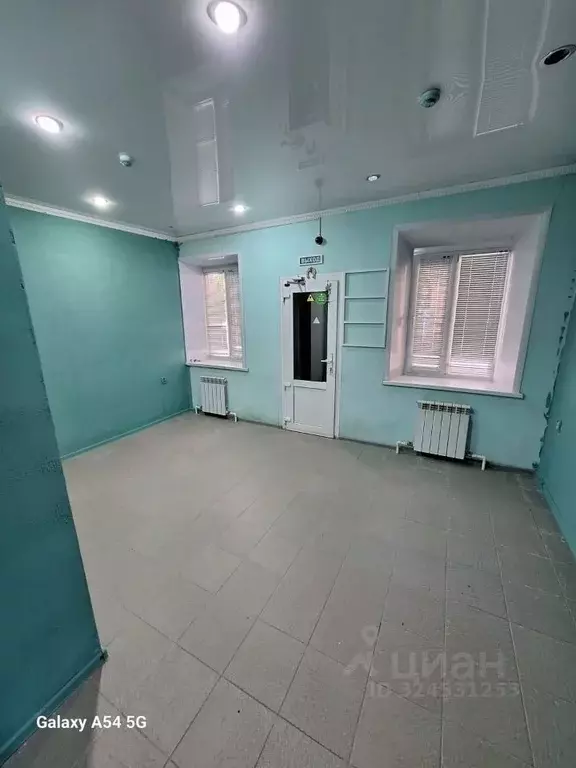 Помещение свободного назначения в Астраханская область, Астрахань ул. ... - Фото 2