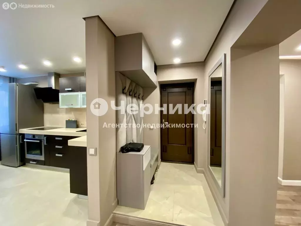 4-комнатная квартира: Донецк, 12-й квартал, 13 (92 м) - Фото 1