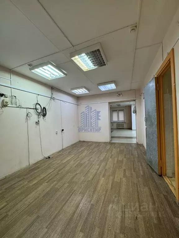 Помещение свободного назначения в Чувашия, Чебоксары просп. Максима ... - Фото 2