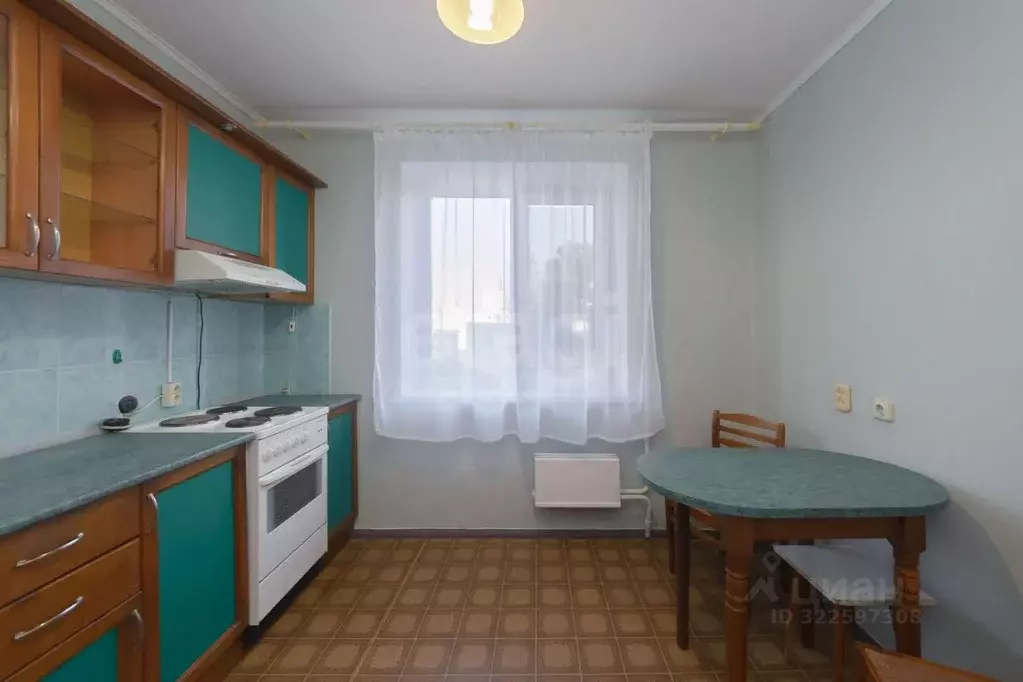 2-к кв. Тюменская область, Тюмень 6-й мкр, ул. Валерии Гнаровской, 5 ... - Фото 1