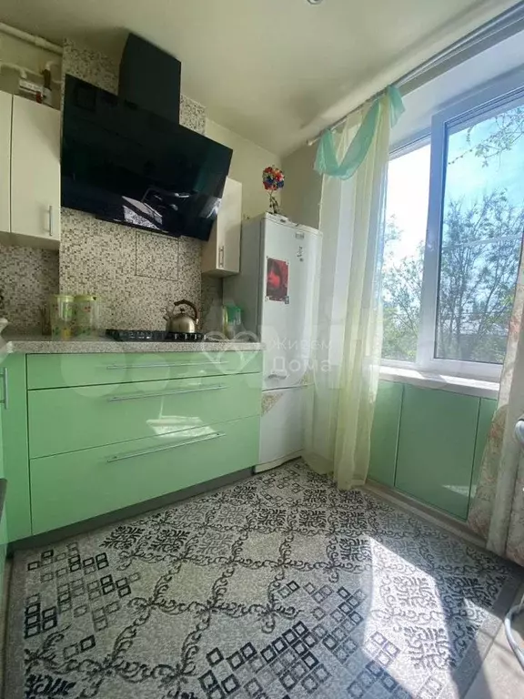 2-к. квартира, 58 м, 2/3 эт. - Фото 0