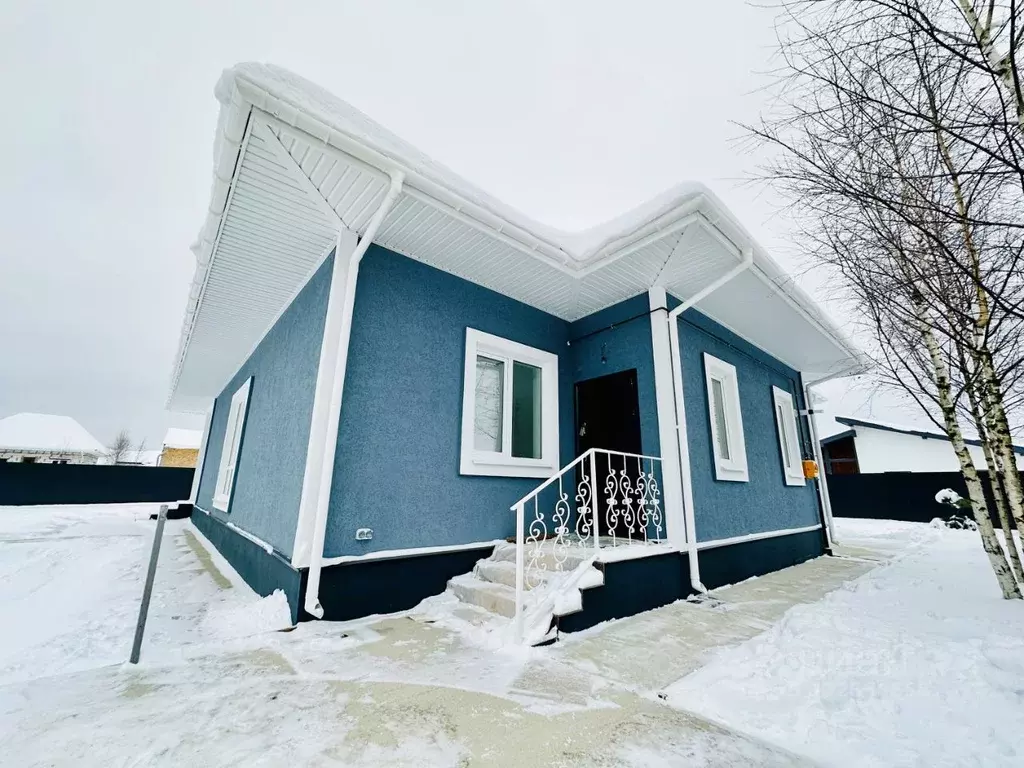 Дом в Калужская область, Жуковский муниципальный округ, Чубарово ... - Фото 1