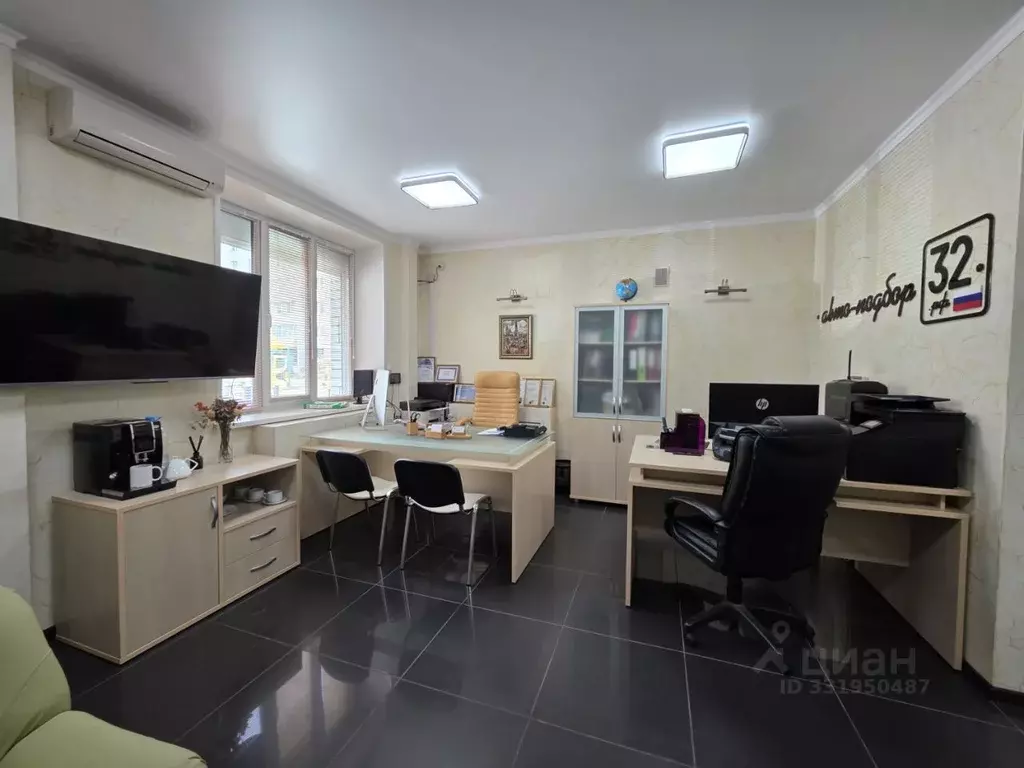 Офис в Брянская область, Брянск ул. Евдокимова, 8 (43 м) - Фото 2