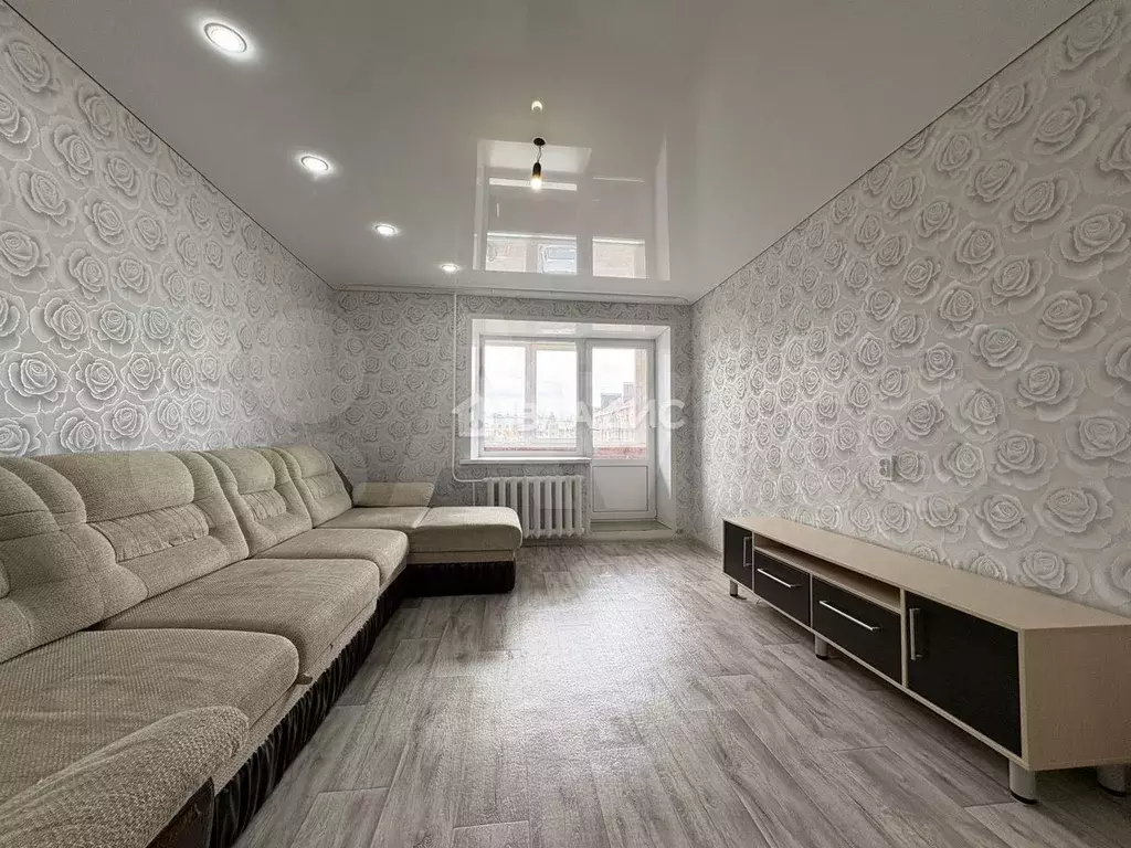 3-к. квартира, 59,3 м, 3/5 эт. - Фото 1