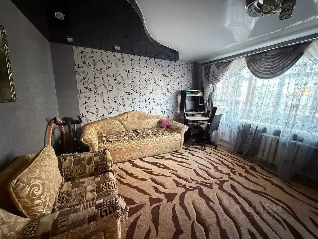 3-к кв. Ростовская область, Новочеркасск ул. Мичурина, 30/94 (61.5 м) - Фото 1