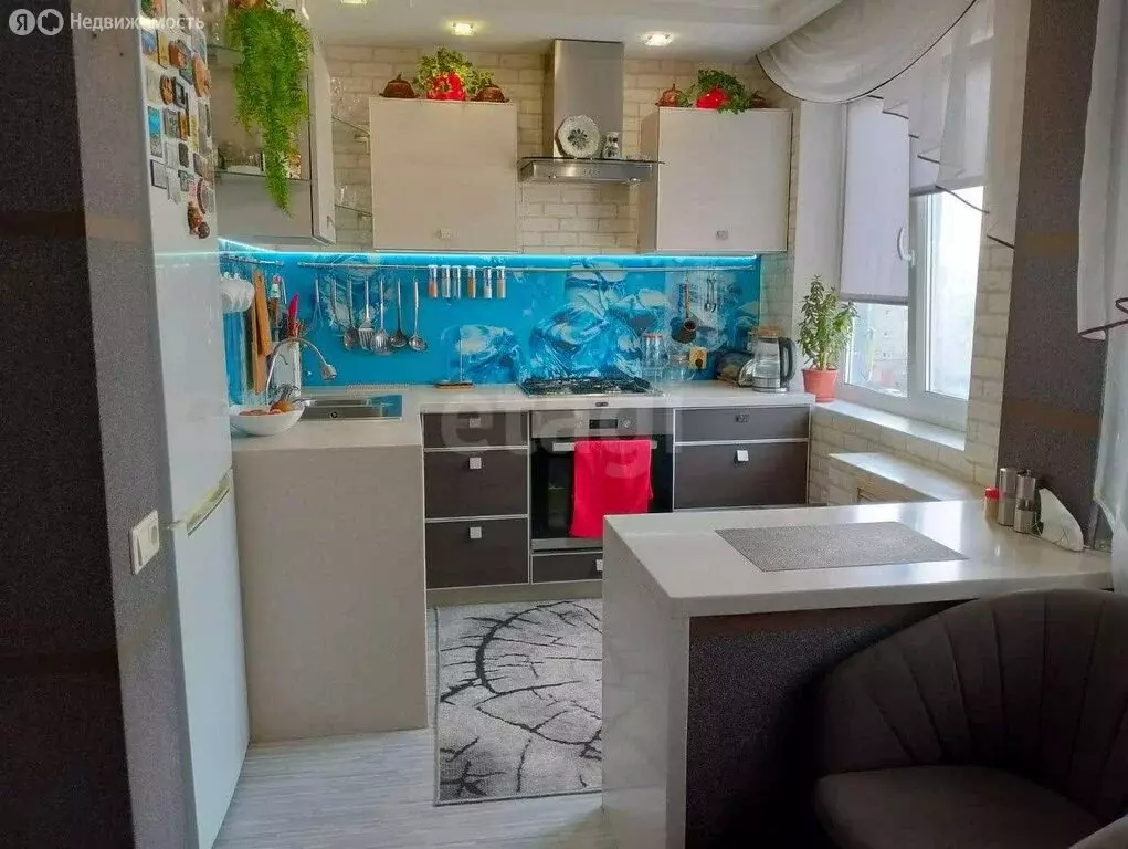 2-комнатная квартира: Курган, улица Криволапова, 67 (59.7 м) - Фото 1