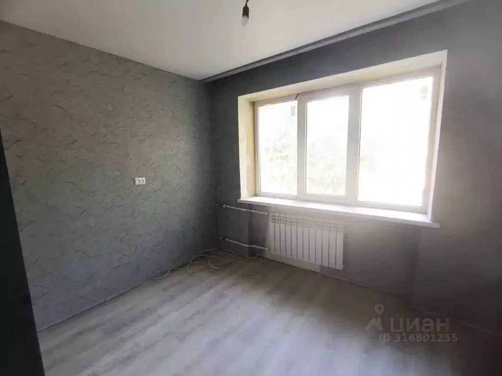 Комната Волгоградская область, Волжский ул. Горького, 33 (10.0 м) - Фото 0