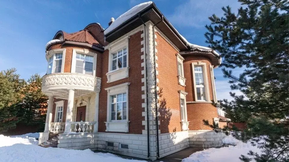 Коттедж, 650 м - Фото 1