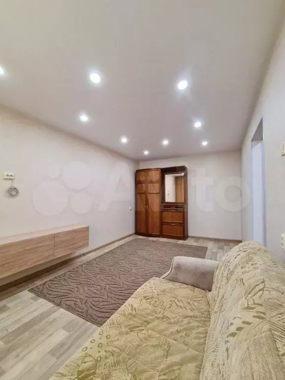 1-к. квартира, 30 м, 2/9 эт. - Фото 0