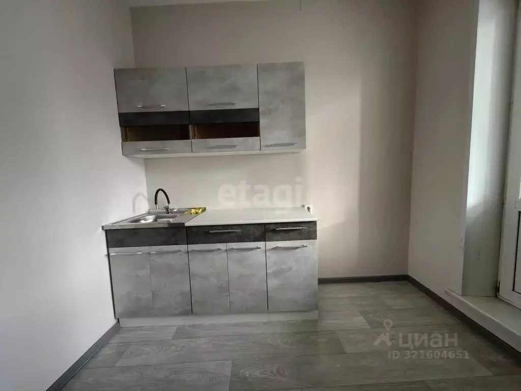 3-к кв. Саха (Якутия), Якутск ул. Космонавтов, 17/1 (53.9 м) - Фото 1