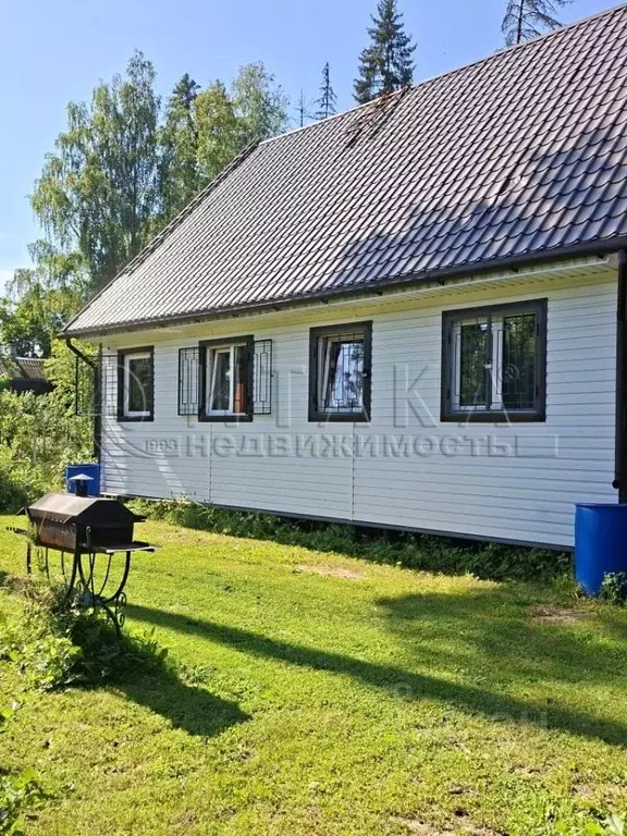 Дом в Ленинградская область, Гатчинский муниципальный округ, Сиверский ... - Фото 2