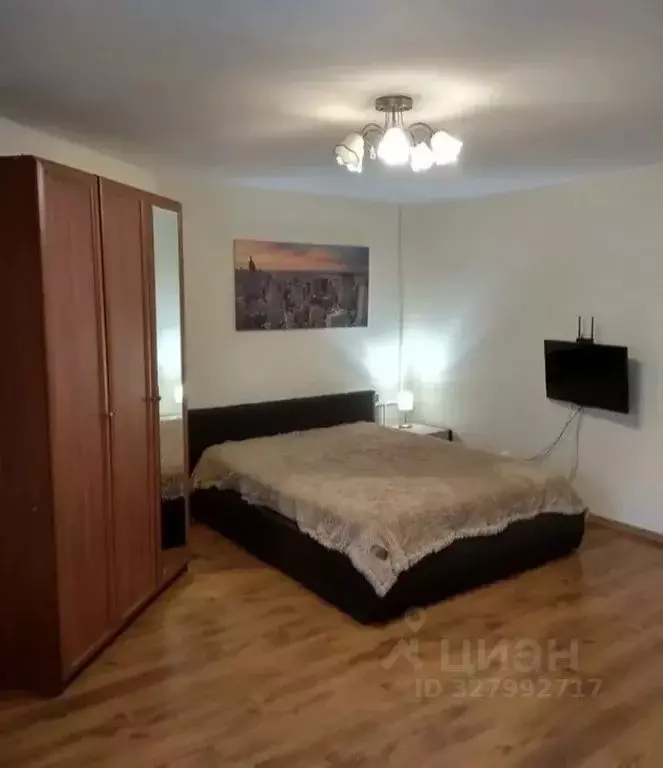 1-к кв. Тюменская область, Тюмень ул. 50 лет Октября, 3 (50.0 м) - Фото 1