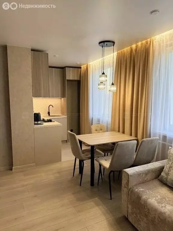 1-комнатная квартира: Казань, улица Комиссара Габишева, 7 (35 м) - Фото 1