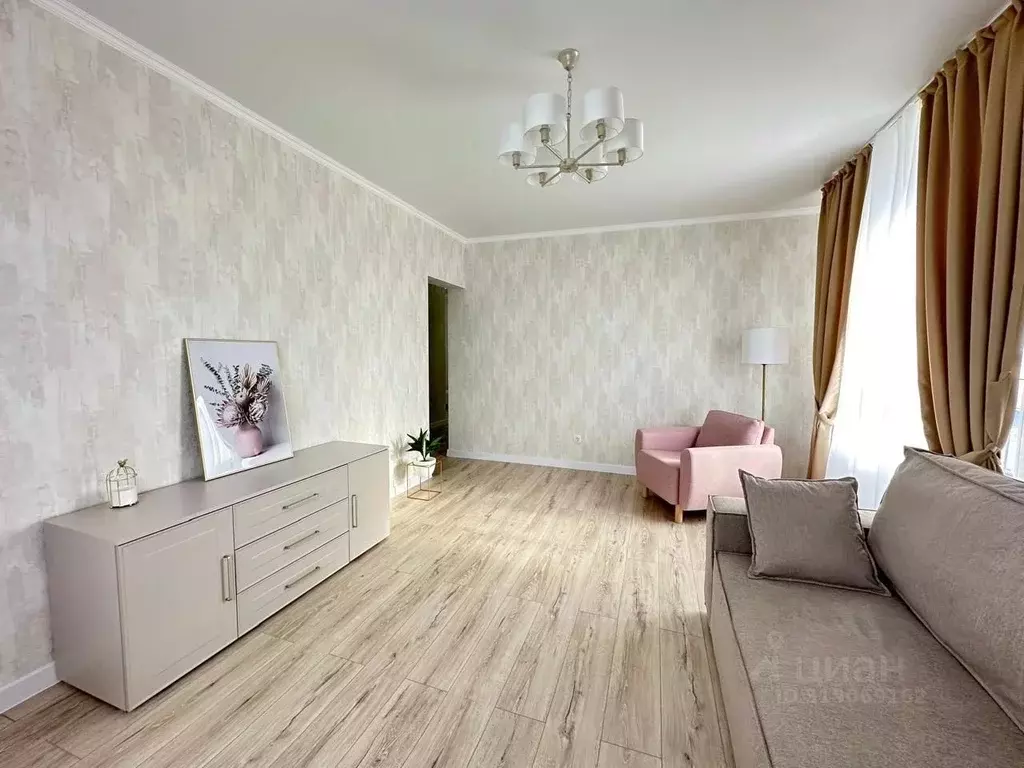 2-к кв. Оренбургская область, Оренбург просп. Победы, 155А (57.0 м) - Фото 1
