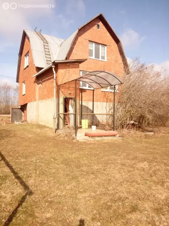 Дом в Трегубовское сельское поселение, деревня Красный Посёлок, Дачная ... - Фото 0