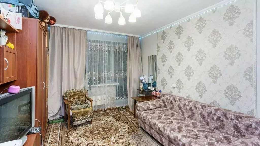 1-к кв. Тюменская область, Тюмень ул. Николая Чаплина, 127 (32.5 м) - Фото 1