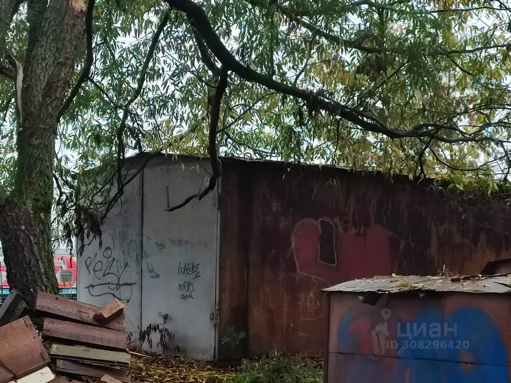 Гараж в Брянская область, Брянск ул. Володарского, 56 (18 м) - Фото 1