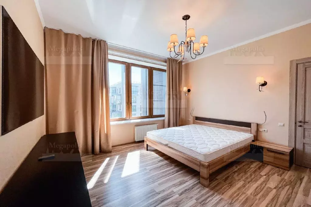 4-к кв. Санкт-Петербург Орловская ул., 1к3 (170.0 м) - Фото 1