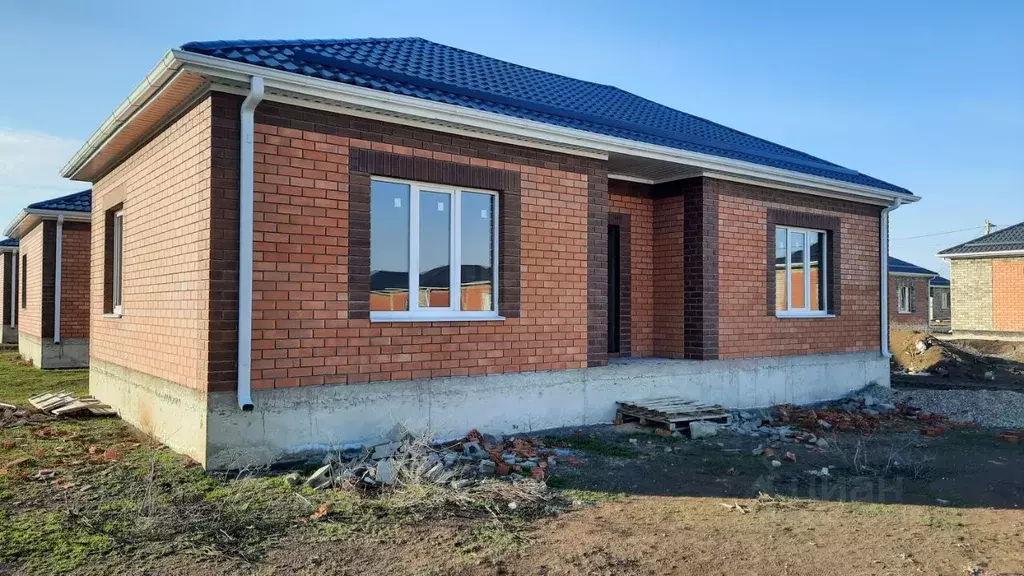 Дом в Адыгея, Тахтамукайский район, Энем пгт  (90 м) - Фото 1