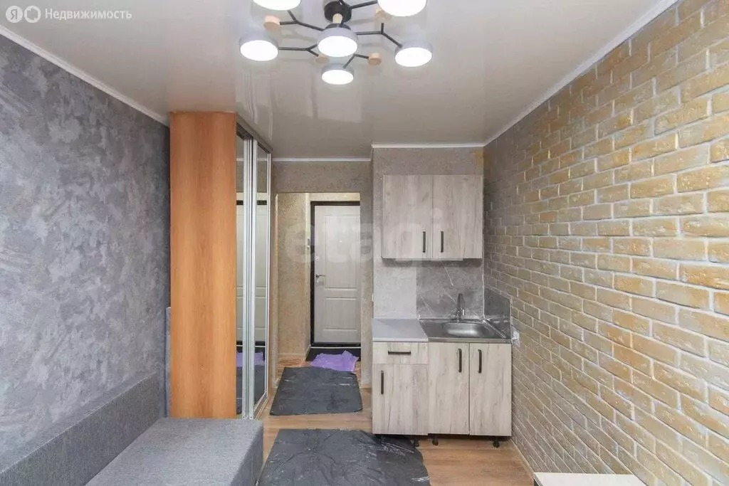 Квартира-студия: Тюмень, Харьковская улица, 69А (12.9 м) - Фото 2