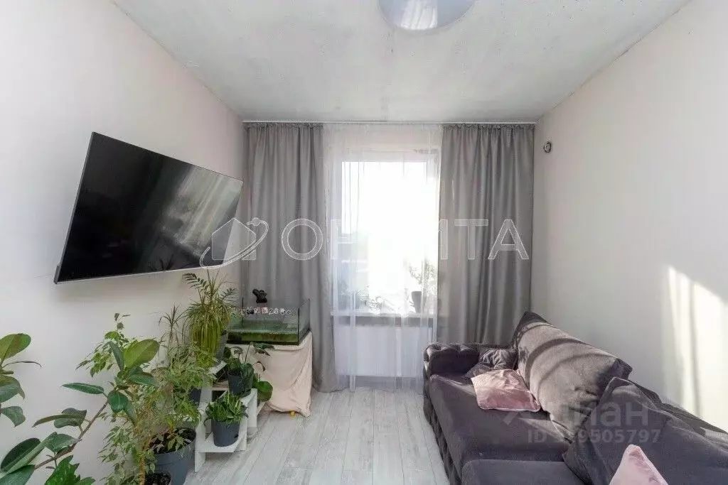 1-к кв. Тюменская область, Тюмень ул. Надира Сагдеева, 6 (29.0 м) - Фото 1