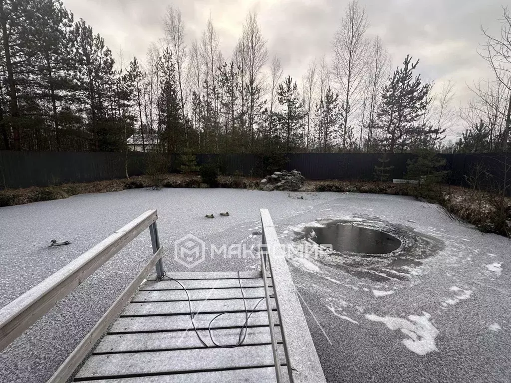 Дом в Ленинградская область, Выборгский район, Рощинское городское ... - Фото 2