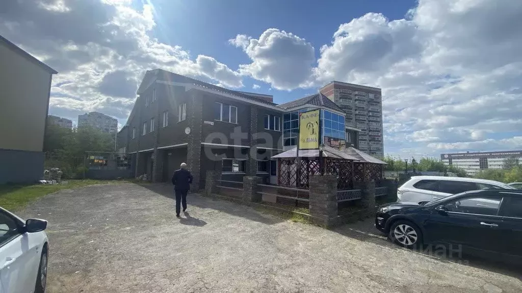 Помещение свободного назначения в Удмуртия, Ижевск Автозаводская ул., ... - Фото 1