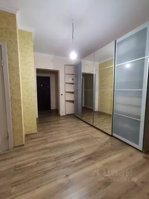 2-к кв. Саха (Якутия), Якутск ул. Пушкина, 28 (76.0 м) - Фото 1