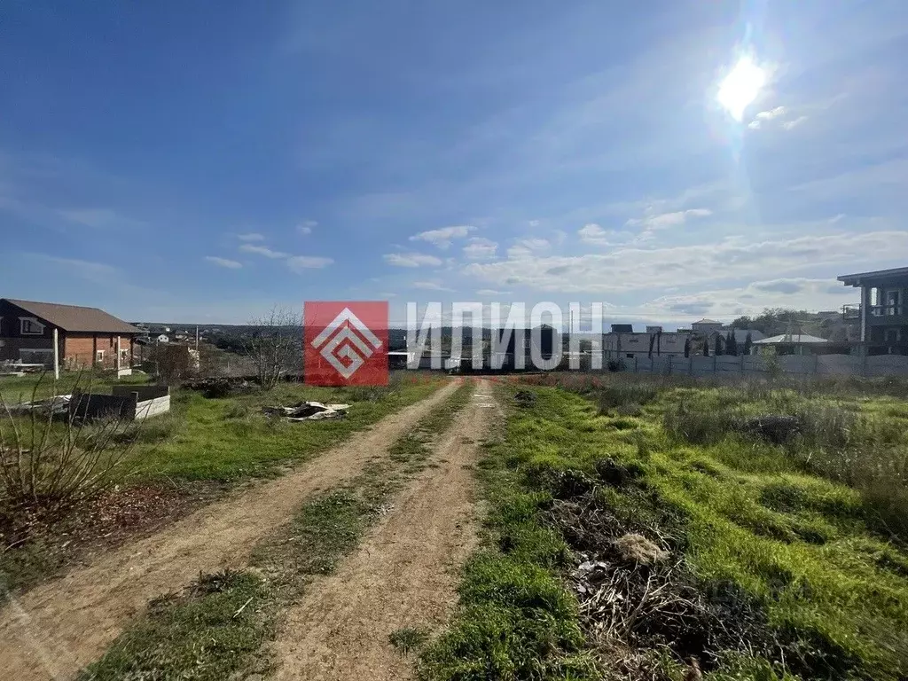 Участок в Севастополь ул. Летчика Алексеева, 11 (8.7 сот.) - Фото 2