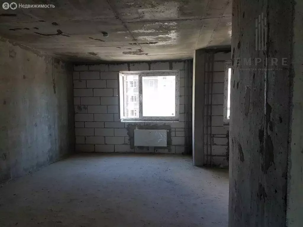 3-комнатная квартира: Грозный, улица 8 Марта, 8 (82.3 м) - Фото 1