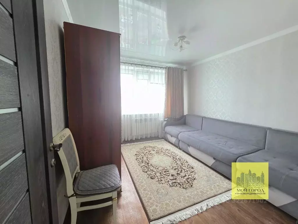 2-к кв. Ханты-Мансийский АО, Пыть-Ях 5-й Солнечный мкр, 10/3 (46.6 м) - Фото 0