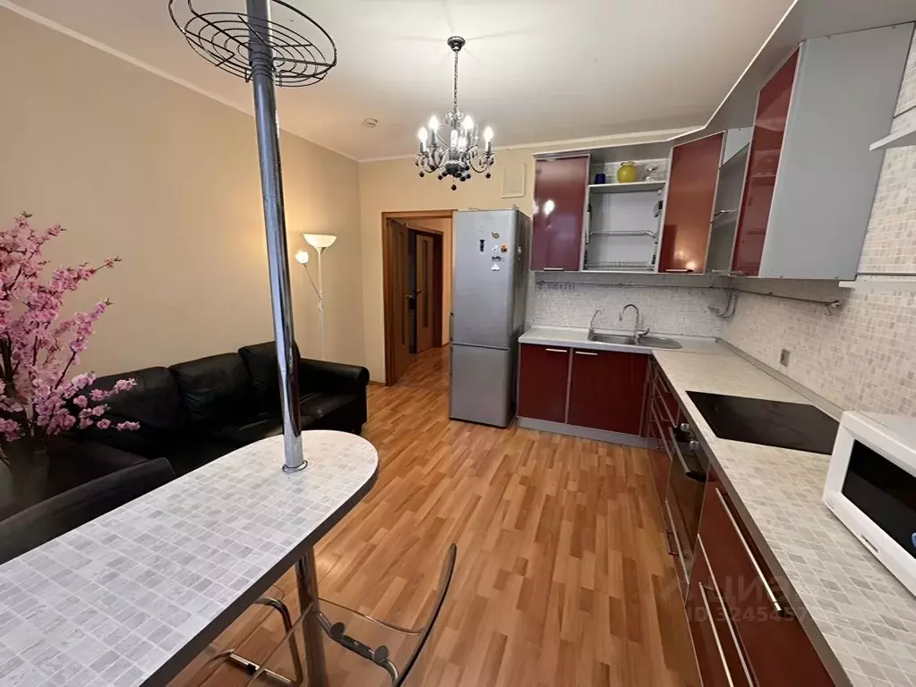 2-к кв. Свердловская область, Екатеринбург ул. Калинина, 22 (67.0 м) - Фото 2