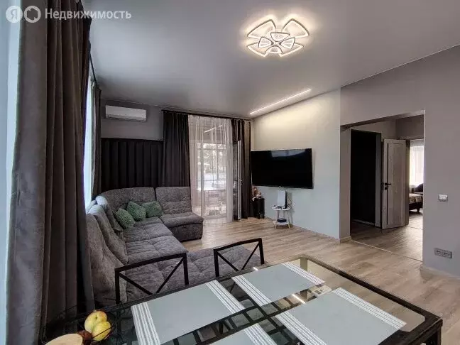 Дом в Свердловская область, муниципальное образование Екатеринбург, ... - Фото 1