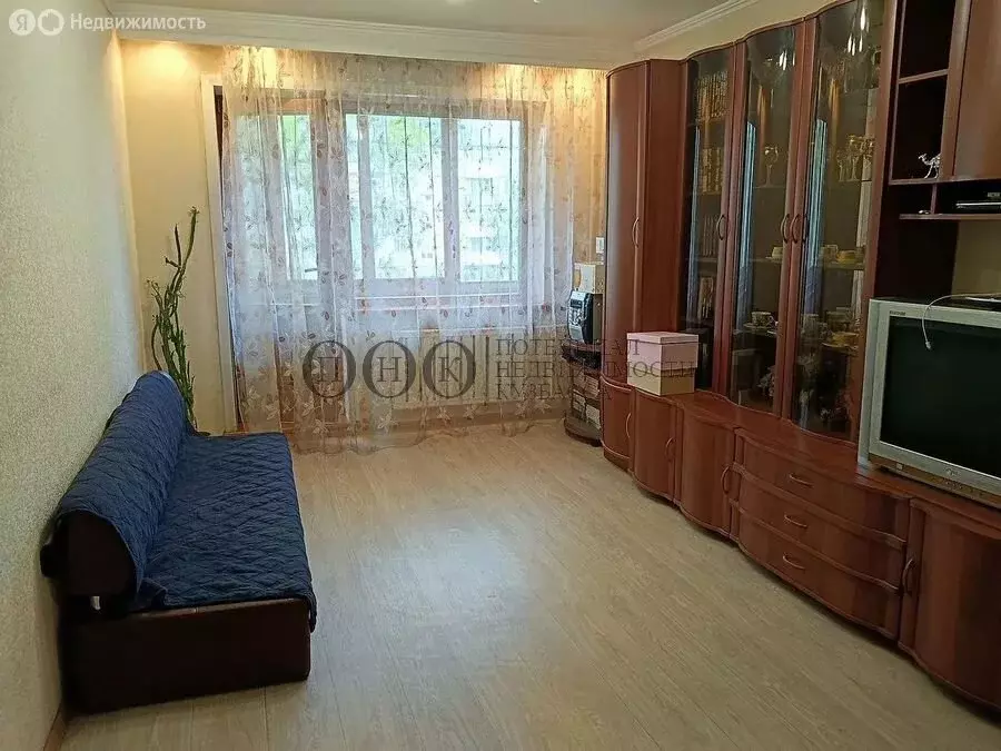 3-комнатная квартира: Кемерово, Волгоградская улица, 26 (61 м) - Фото 0