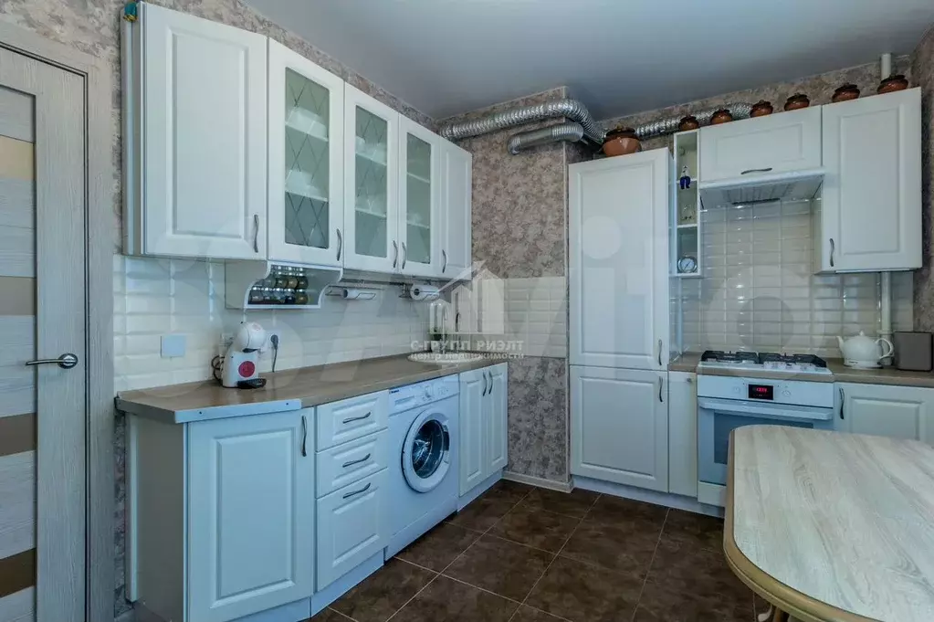 2-к. квартира, 50 м, 1/10 эт. - Фото 1