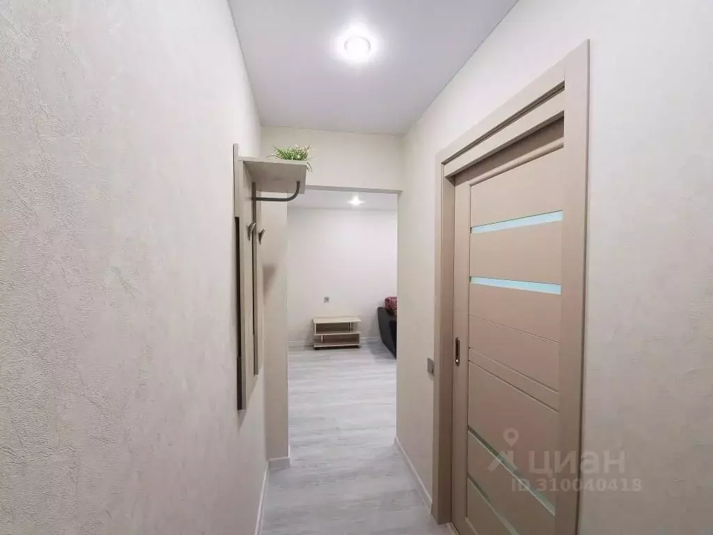 2-к кв. Сахалинская область, Южно-Сахалинск ул. имени Космонавта ... - Фото 2