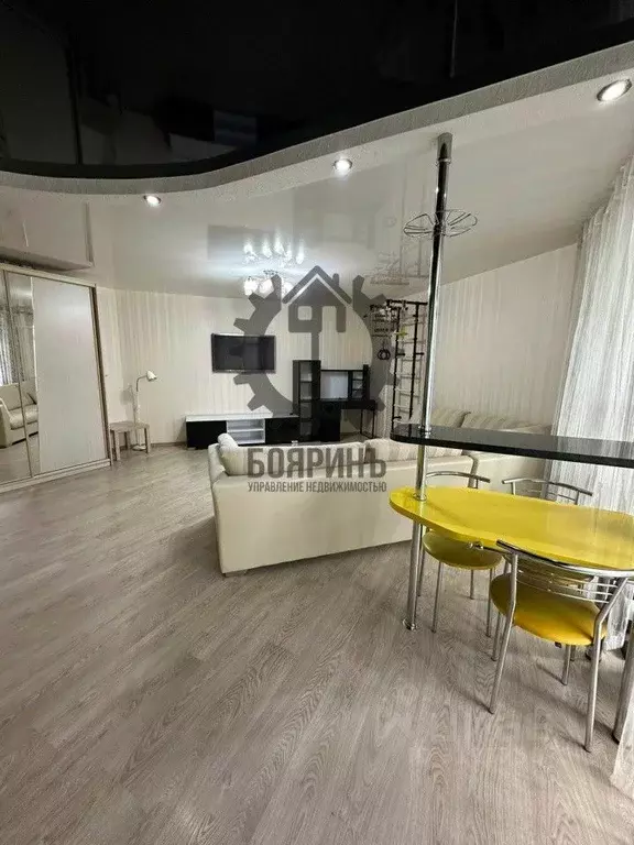 2-к кв. Свердловская область, Екатеринбург ул. Чкалова, 124 (60.0 м) - Фото 1