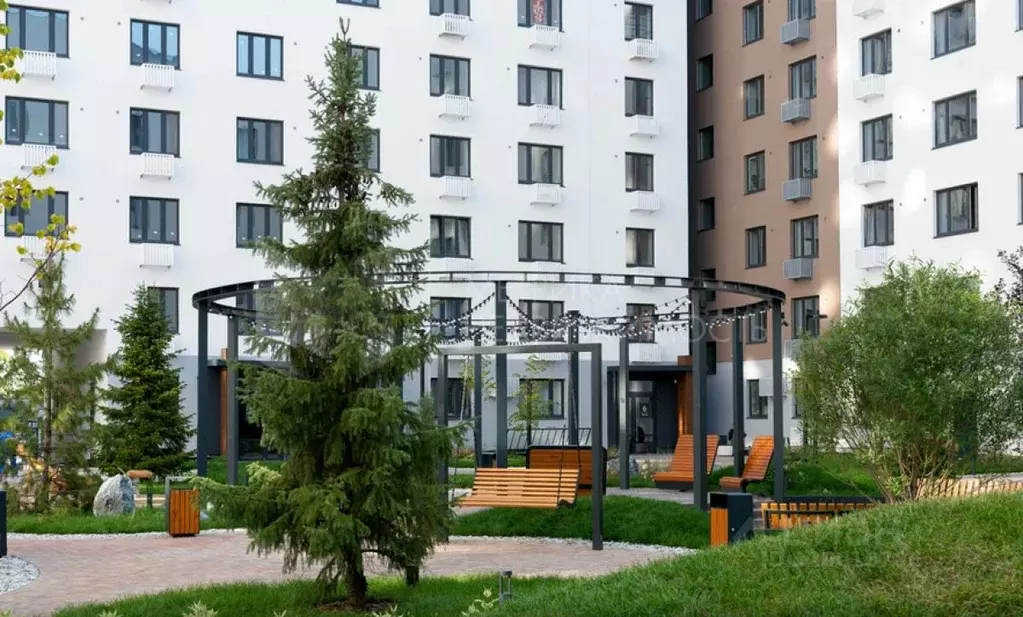 3-к кв. Тюменская область, Тюмень ул. Республики, 204к11 (70.0 м) - Фото 0