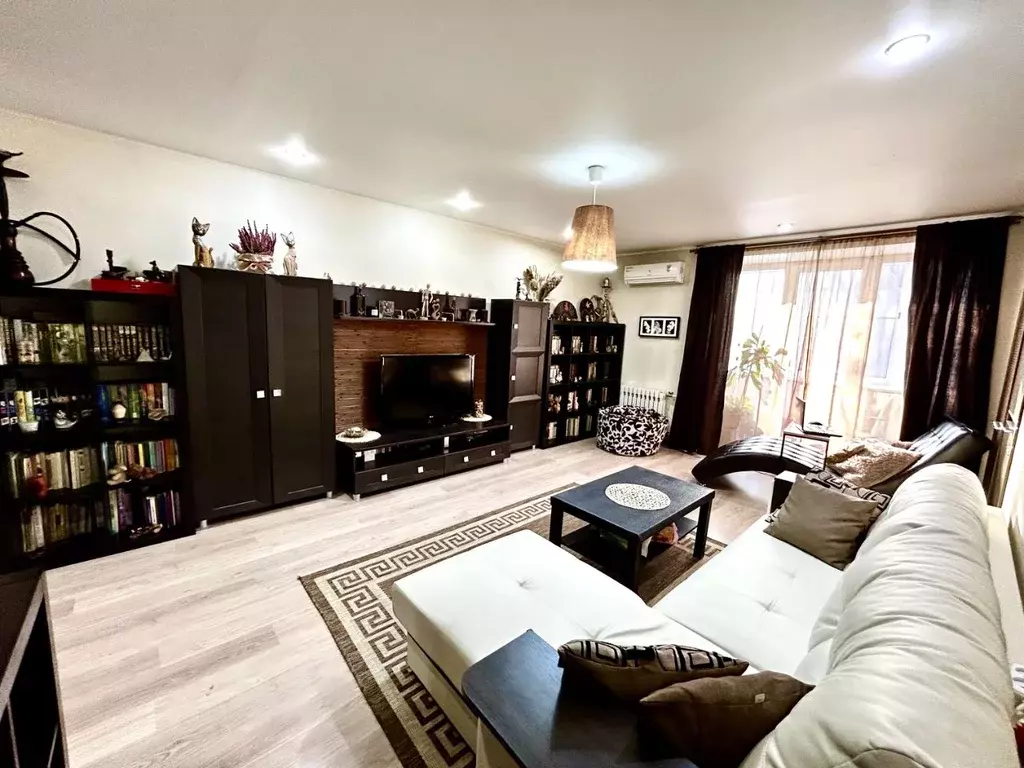 3-к кв. Челябинская область, Челябинск Советская ул., 65 (62.8 м) - Фото 1