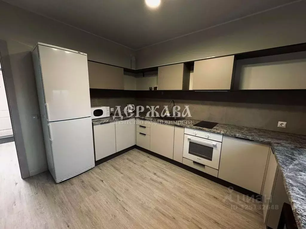 1-к кв. Белгородская область, Старый Оскол Космос мкр, 11А (40.0 м) - Фото 1