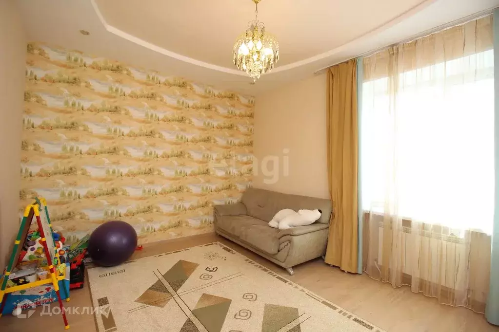 Продаётся 5-к квартира, 244.8 м - Фото 0