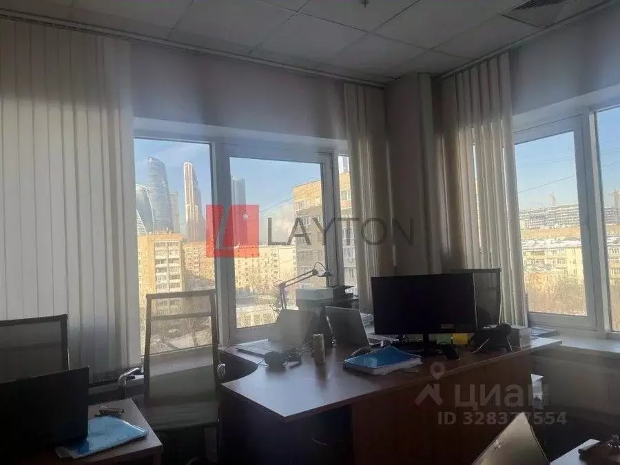 Офис в Москва Брянская ул., 5 (400 м) - Фото 1