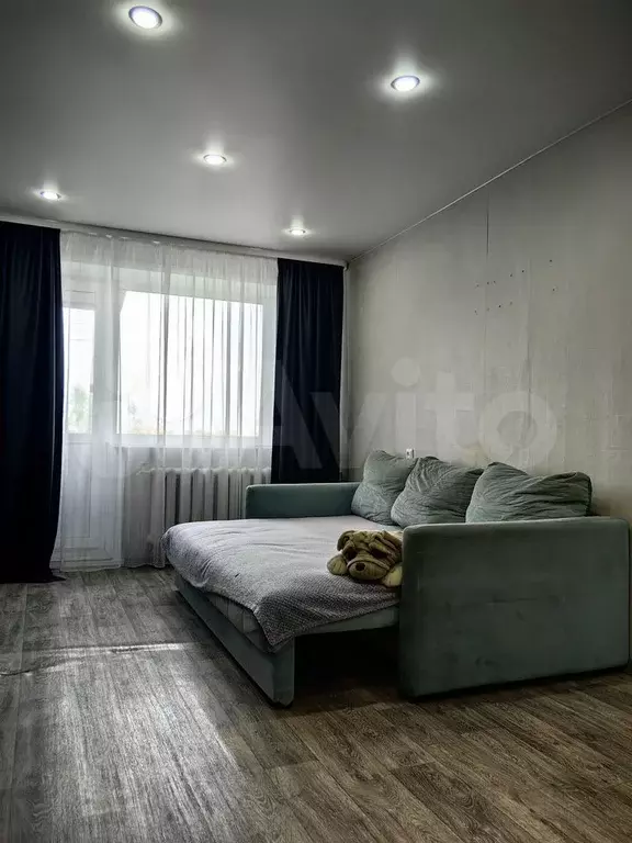 2-к. квартира, 42 м, 5/5 эт. - Фото 1