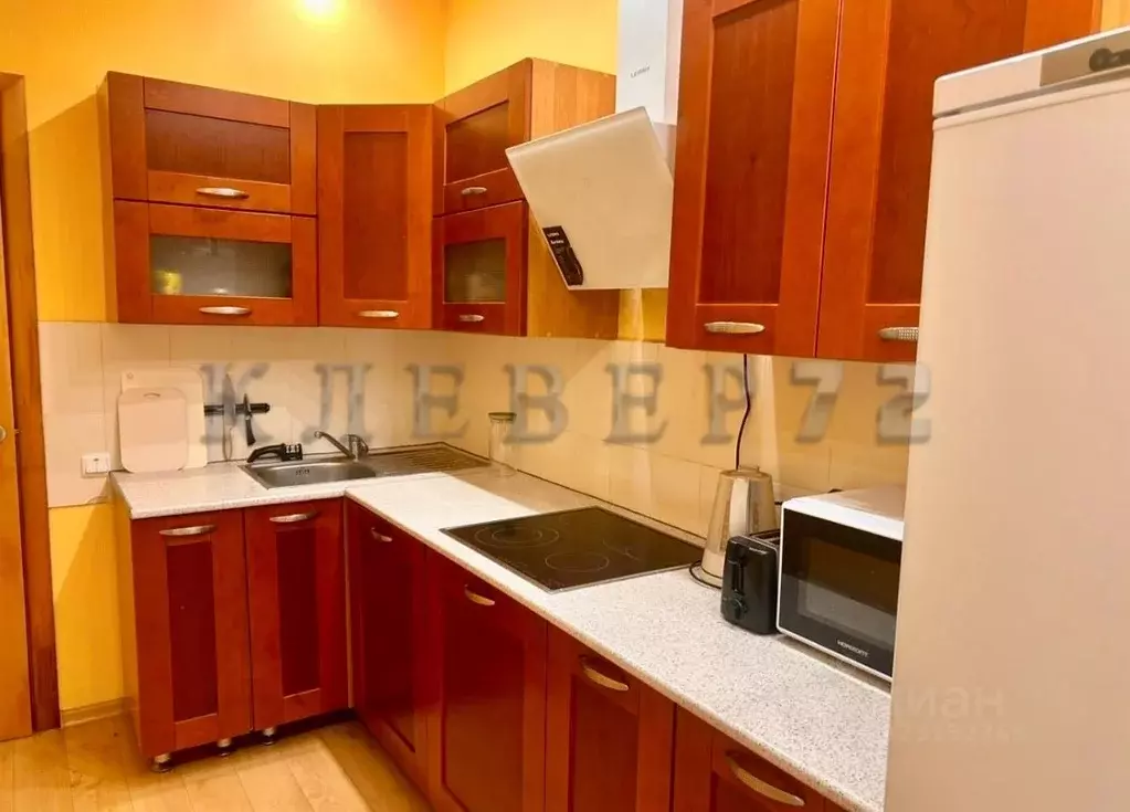 1-к кв. Тюменская область, Тюмень ул. Грибоедова, 13 (42.3 м) - Фото 0